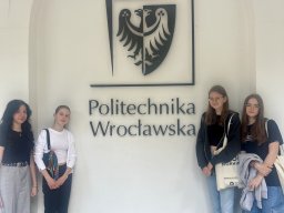 Co wisi w powietrzu?